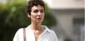 Birce Akalay, Saçlarını Neden Kısacık Kestirdiğini Açıkladı: Babaannemin Gençliğine Özendim