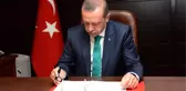Cumhurbaşkanı Yardımcılığı ile Bakanlığa Atananların Emeklilik ve Yaşlılık Aylıkları Kesilmeyecek