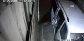 Eyüpsultan'da Bir İş Yerinden 3 Dakikada 60 Bin TL Değerinde Malzeme Çalan Hırsızlar Kamerada