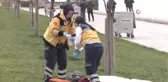 Zeytinburnu Sahilde Boğazından Bıçaklanan Yabancı Uyruklu Kişi Hayatını Kaybetti