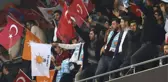AK Parti'de Gözden Çıkarılan Mevcut Başkan Mustafa Tuna İçin Salonda Sloganlar Atıldı