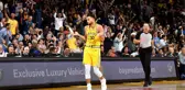 Golden State Warriors, Phoenix Suns'a Acımadı: 132-109