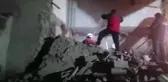 İki Katlı Kerpiç Ev Çöktü