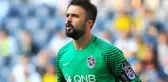 Trabzonspor'dan Ayrılan Onur, Kulüp Tarihine Geçti