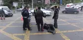 Kaza Yapan Motosiklet Sürücüsünü Arkadaşı Bir An Olsun Yalnız Bırakmadı
