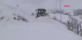 Van'da Kardan Kapanan Yollar Açılıyor
