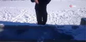 Yalakta Ki Buzu Kırıp Atına Su İçirdi