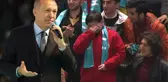 Erdoğan, Ağlayan Çocuğa Böyle Seslendi: Deden Kurban Olsun Sana