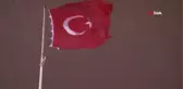 İstanbul'da Aşırı Rüzgar Vatandaşlara Zor Anlar Yaşattı