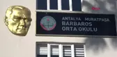 Antalya Okul Yönetiminden Öğrencilere Antalyaspor Atkısı
