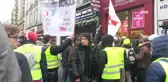 Sarı Yelekliler 10'ncu Kez Sokakta- Fransa'da Gazeteciler de 'Sarı Yelekliler'i Protesto Ediyor