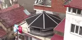Afyonkarahisar İki Katlı Binanın Çatısına Otağ Kuruldu