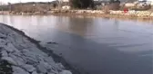 Nehirde Erkek Cesedi Bulundu