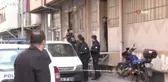 Minibüste Yaşayan Adam Isınmak İçin Yaktığı Tüpten Zehirlenerek Hayatını Kaybetti