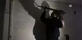 Duvardaki Deliğe Sıkışan Yaralı Kediyi İtfaiyeciler Kurtardı
