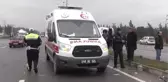 Aydınlatma Direğine Çarpan Otomobil İkiye Ayrıldı: 1 Ölü, 1 Yaralı