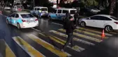 İki Otomobilin Çarptığı Yaya Ağır Yaralandı