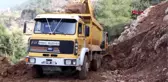 Mersin Heyelanın Kapattığı Köy Yolunda Onarım