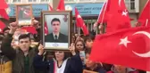 Karabük Şehidin Anne ve Babası, Çocukları İçin Yazdığı Şiiri Okurken Ağlayan Öğrenciyi Bağrına Bastı