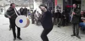İzmir Zeybek Oynayarak Oy İstedi
