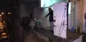 İzmir'de İki Katlı Binanın Balkonu Çöktü