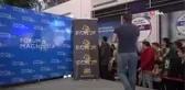 Ünlü Oyuncudan Sinema Tekellerine Gönderme