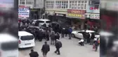 Siirt Otomobilin Altında Kalarak Sıkışan Köpeği Çevredekiler Kurtardı