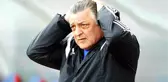 Akhisarspor, Yılmaz Vural'la Anlaşamadı