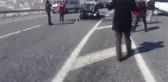 Van Kazada Yol Ortasında Can Pazarı 2'si Ağır 8 Yaralı