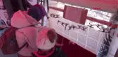 Isparta Cumhurbaşkanı Erdoğan'ın İlmek Attığı Türk Bayraklı Halı, Kent Meydanına Kuruldu