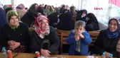 İstanbul AK Parti Beylikdüzü Belediye Başkan Adayı Işık, Kadınlara Balık Pişirip, Dağıttı