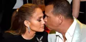 Jennifer Lopez'in Sevgilisi Alex Rodriguez Tarafından Aldatıldığı İddia Edildi