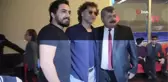 Ünlü Sanatçı Bülent Çolak: 