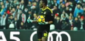 Clarence Seedorf, Fenerbahçe'de Kadroya Giremeyen Carlos Kameni'yi Neden Milli Takıma Aldığını Açıkladı