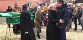 15 Yaşındaki Çocuk, Sabah Kalkınca Annesi, Dedesi ve Anneannesinin Cesetleriyle Karşılaştı