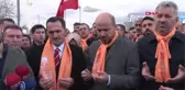 İstanbul Bilal Erdoğan ve Haydar Ali Yıldız Beyoğlu'nda Bayrak Yürüyüşüne Katıldı