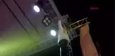 Şanlıurfa - Birecik'te Sahne Alan Bülent Serttaş Direğe Tırmanarak Türkü Söyledi