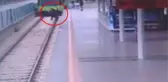 Hareket Halindeki Trenin Önüne Atlayan Kişi Hayatını Kaybetti! Korku Dolu Anlar Kamerada