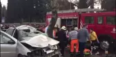 Fatih'te Otomobil Kaldırımdaki Ağaca Çarptı: 5 Yaralı - İstanbul