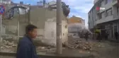 Tehlike Saçan Metruk Ev Yıkıldı