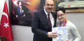 Doktor Tavsiyesi Üzerine Başladığı 'Yüzme'den 5 Madalya Kazandı