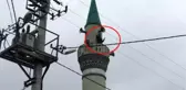 Mahalleli İsyan Etti! Telefonla Konuşmak İçin Minaraye Çıkıyorlar