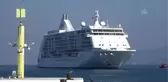 Milyonerleri Taşıyan Ultra Lüks Seven Seas Voyager Kuşadası'nda