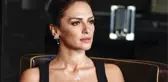 Güzel Oyuncu Sinem Uslu, Duygusal Paylaşımıyla Zor Günlerini Unutamadığını Gösterdi