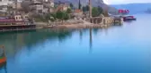 Şanlıurfa Halfeti'nin Sembolü 'Karagül' Gecikmeli Açtı