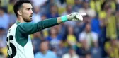 Fenerbahçe Kalecisi Harun Tekin, Süper Ligin Zirvesine Çıktı