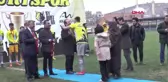 Spor Kupa Töreninde Sürpriz Evlilik Teklifi