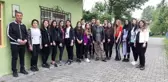 Meslek Lisesi Öğrencileri, Hasta ve Yardıma Muhtaç Yaşlıların Evini Boyayıp, Temizliyor