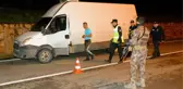 Maskeli Hırsızlar, Ünlü İş Adamı ve Eşini Rehin Alıp Evini Soydu