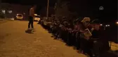 Muhtar, Çocuklara Kitap Sevgisi Aşılıyor